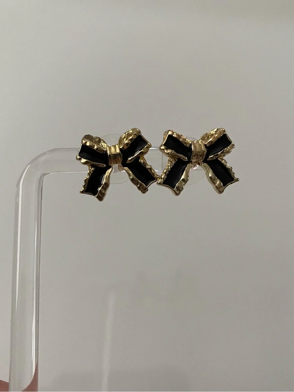 N/A elegant gold